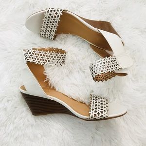 XOXO white Sadler open toe Ankle strap wedge